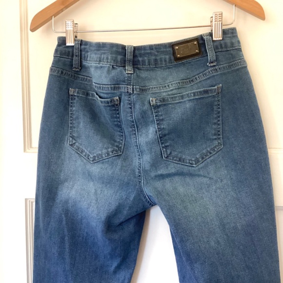 Earl Womens Jeans Flounce Hem Distressed Size 6 Blue Mid Rise Flare Straight - Picture 7 of 10